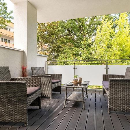 Family Apartments Herberta With Terrace And Parking By Rent Like Home Свиноуйсьце Экстерьер фото