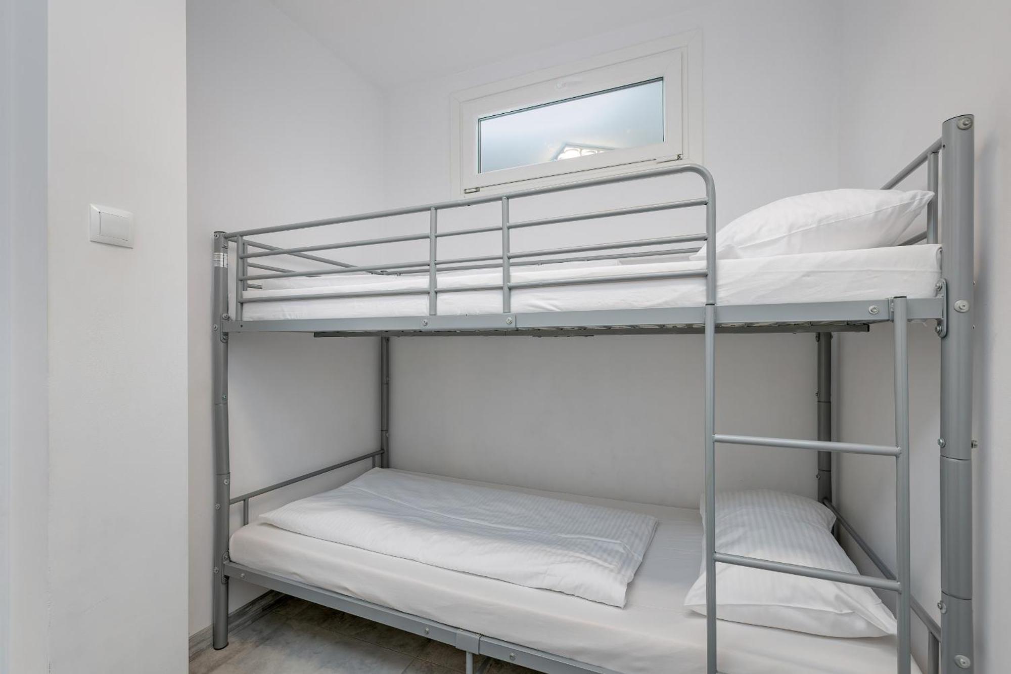 Family Apartments Herberta With Terrace And Parking By Rent Like Home Свиноуйсьце Экстерьер фото