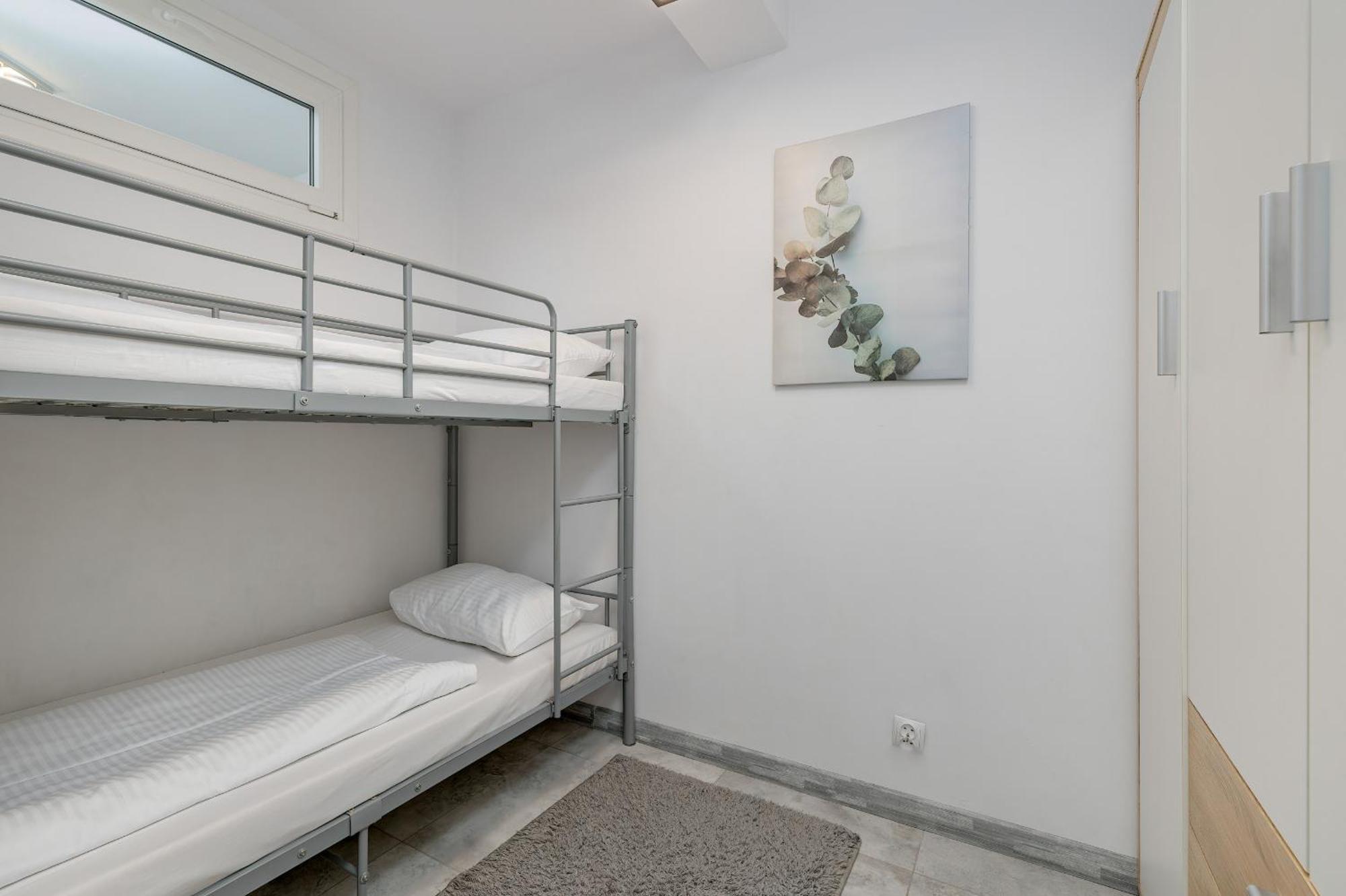 Family Apartments Herberta With Terrace And Parking By Rent Like Home Свиноуйсьце Экстерьер фото