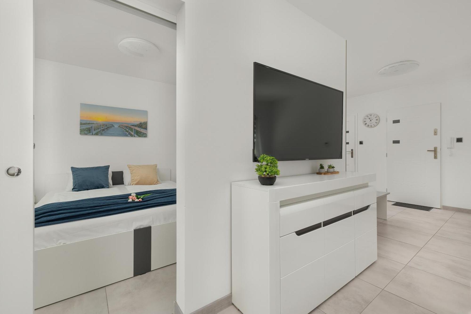 Family Apartments Herberta With Terrace And Parking By Rent Like Home Свиноуйсьце Экстерьер фото